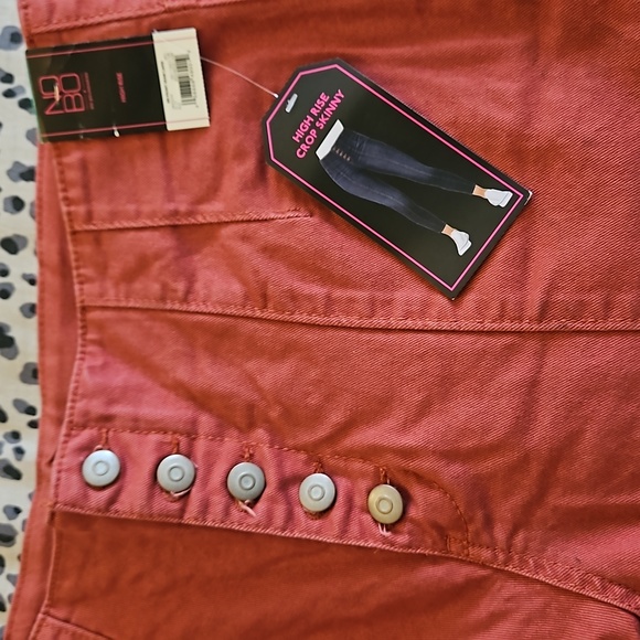 NWT No Boundaries high rise crop skinny jeans - Picture 4 of 8